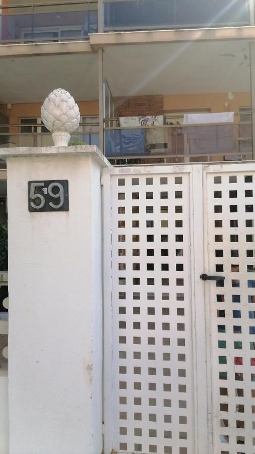 Apartamento segunda línea de la playa Capellán Salou Esterno foto