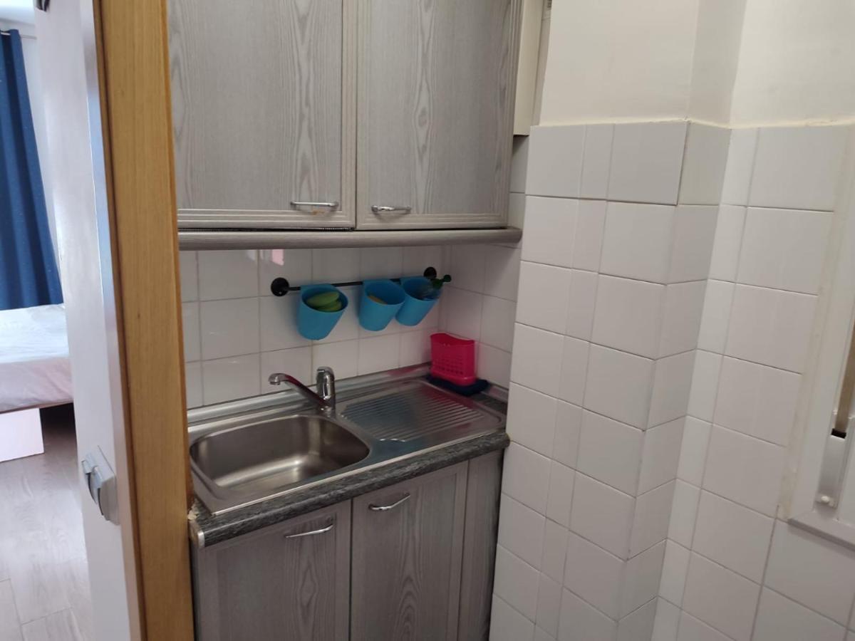 Apartamento segunda línea de la playa Capellán Salou Esterno foto