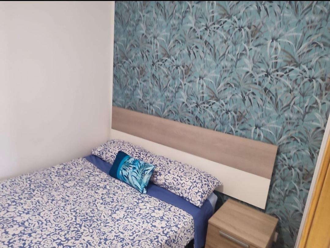 Apartamento segunda línea de la playa Capellán Salou Camera foto