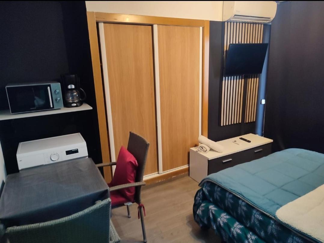 Apartamento segunda línea de la playa Capellán Salou Esterno foto